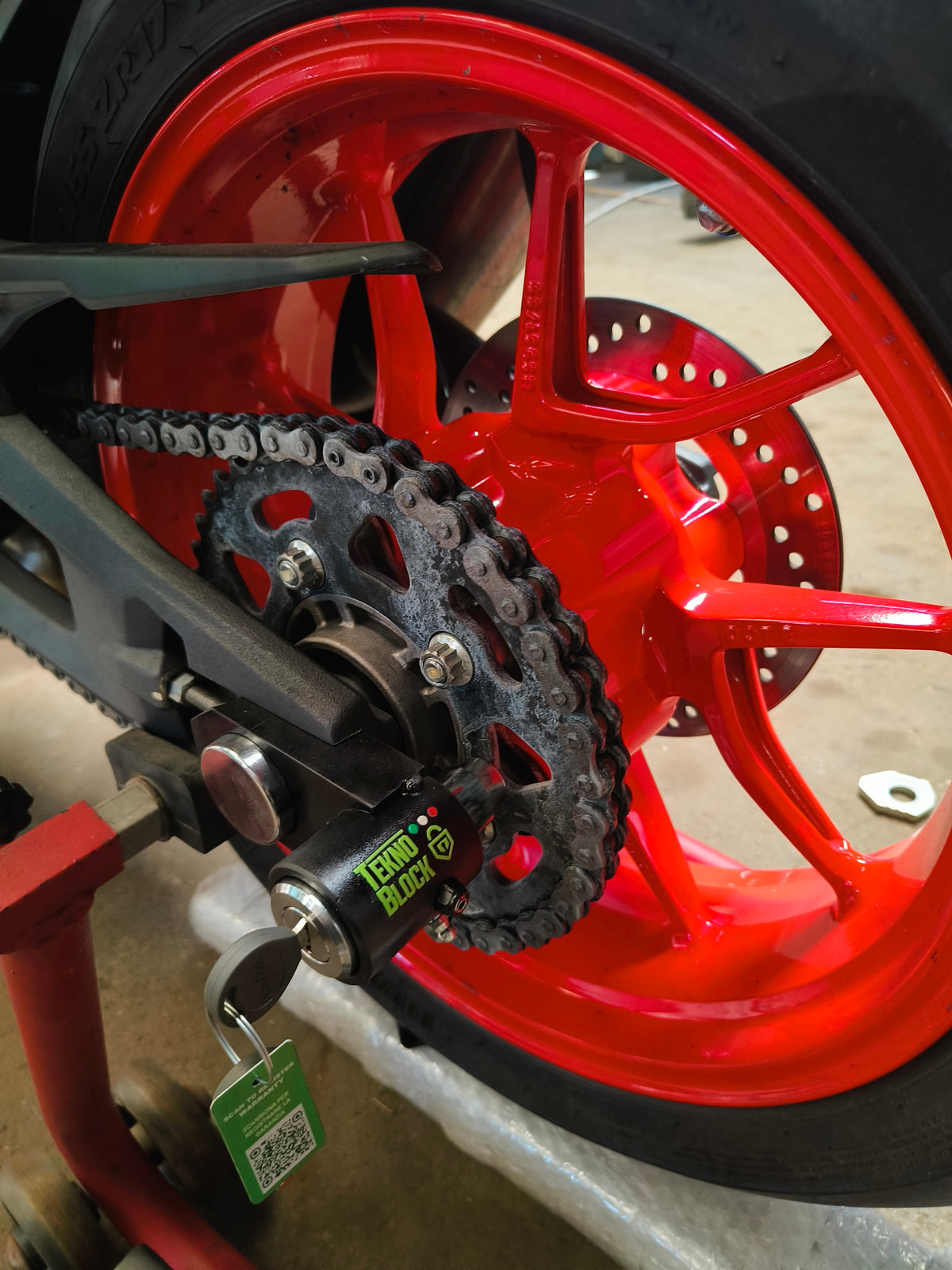 Ducati Monster 937